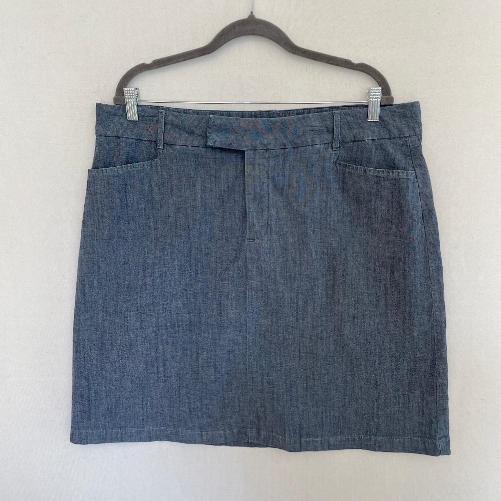 RIDERS BY LEE Women’s Size 18 Denim Blue Cotton Mini Skirt
